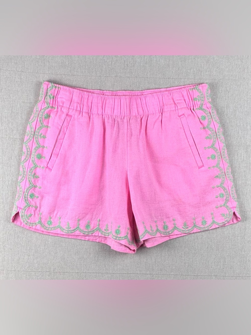 Lilly Pulitzer Pink Linen Scalloped Embroidered Shorts Green Trim Small